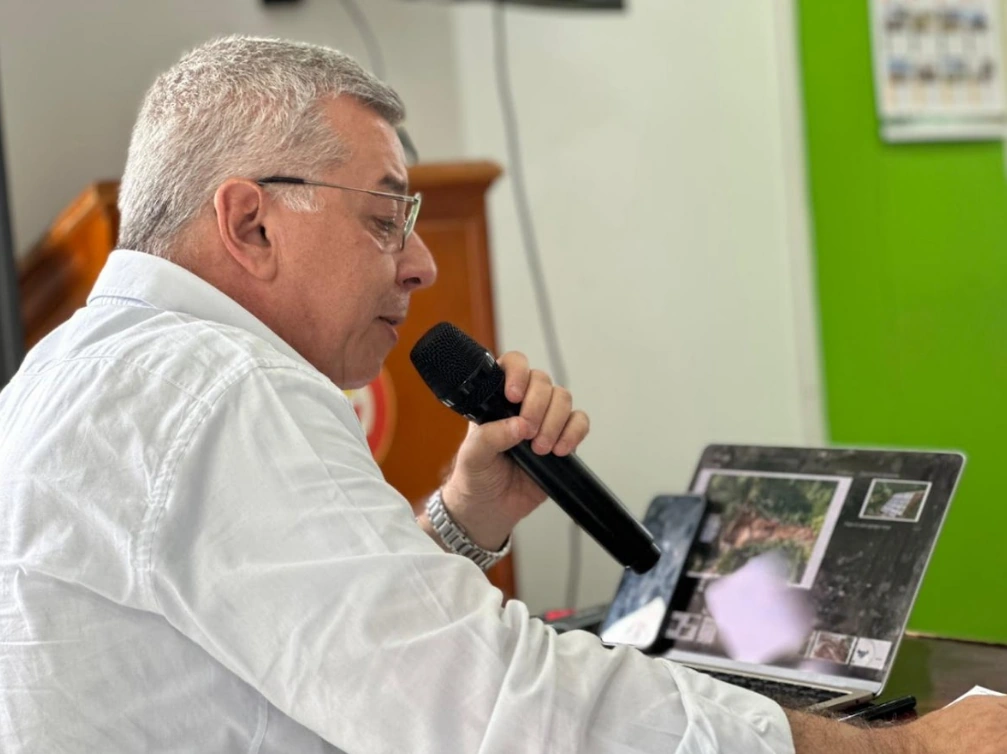 ¡Paso habilitado! Este sábado se restablece la movilidad para vehículos livianos en el sector de La Quiebra vía Cachipay – Balboa