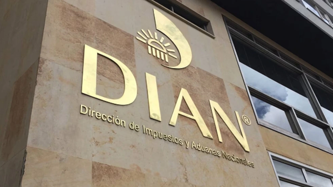Dian recomendó a turistas y residentes realizar la compra y venta de divisas con profesionales autorizados