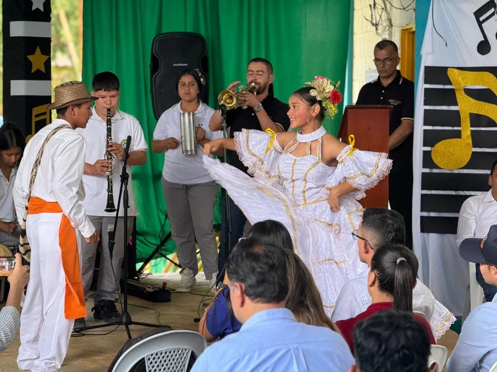 Sueño cumplido en Quinchía: Instituto Técnico Agropecuario Naranjal tendrá su propia banda sinfónica