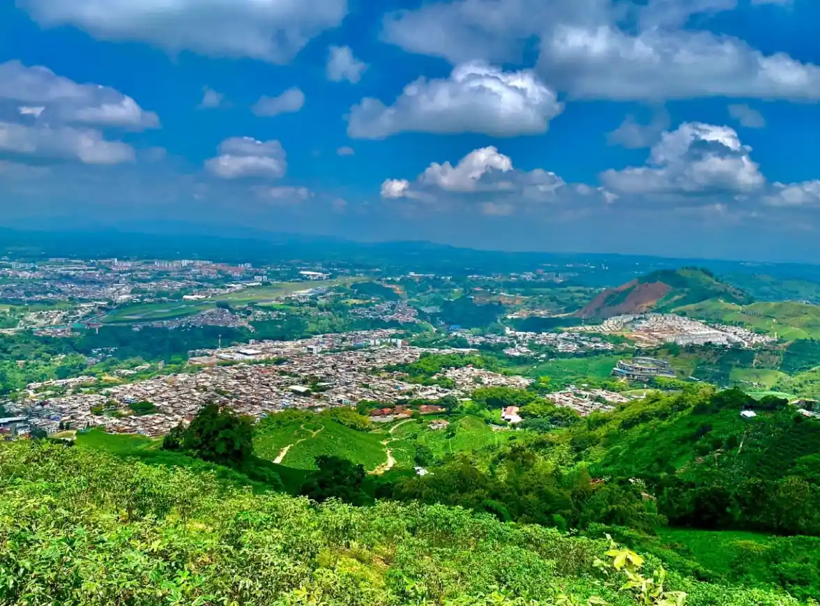 ANTES DE LO PREVISTO FUE RESTABLECIDO EL SERVICIO DE AGUA EN LA COMUNA DEL CAFÉ