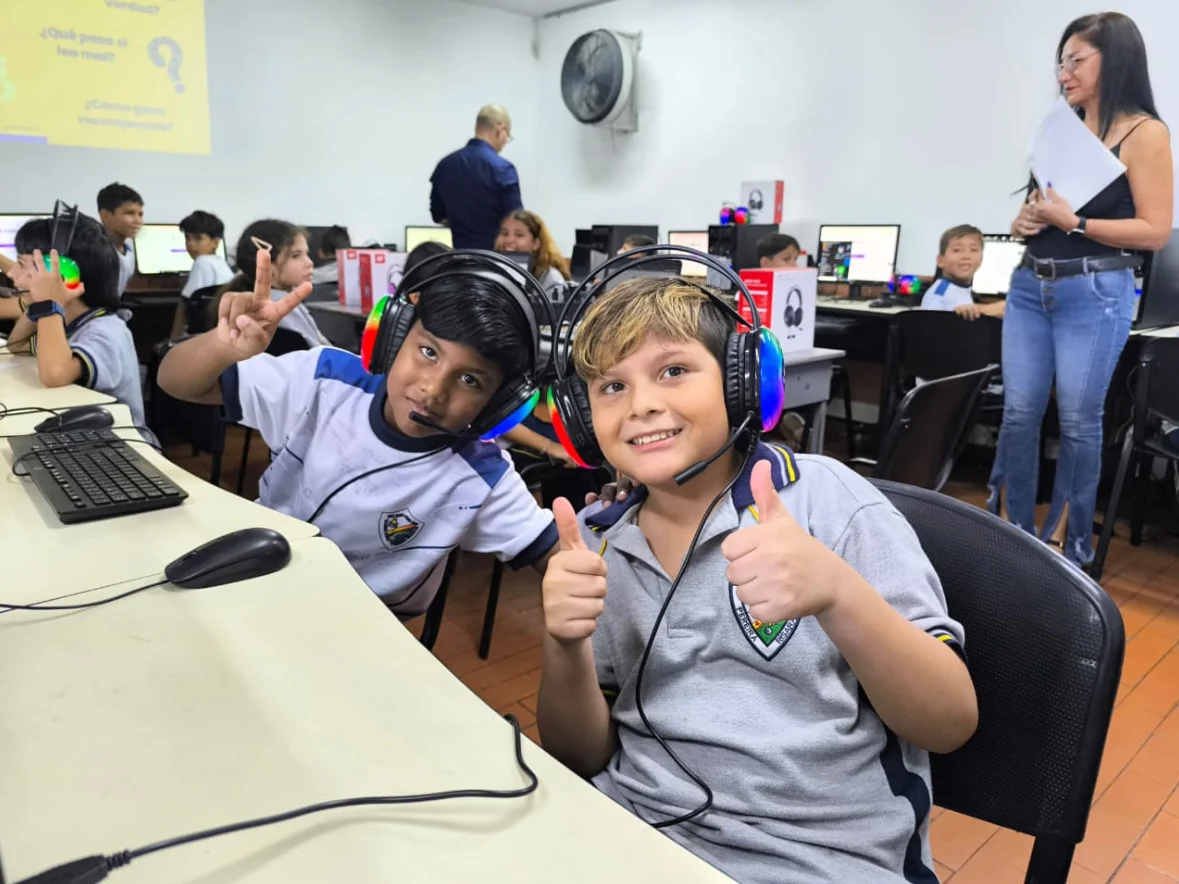 Pereira implementa programa piloto con un aplicativo para fortalecer la lectura en estudiantes