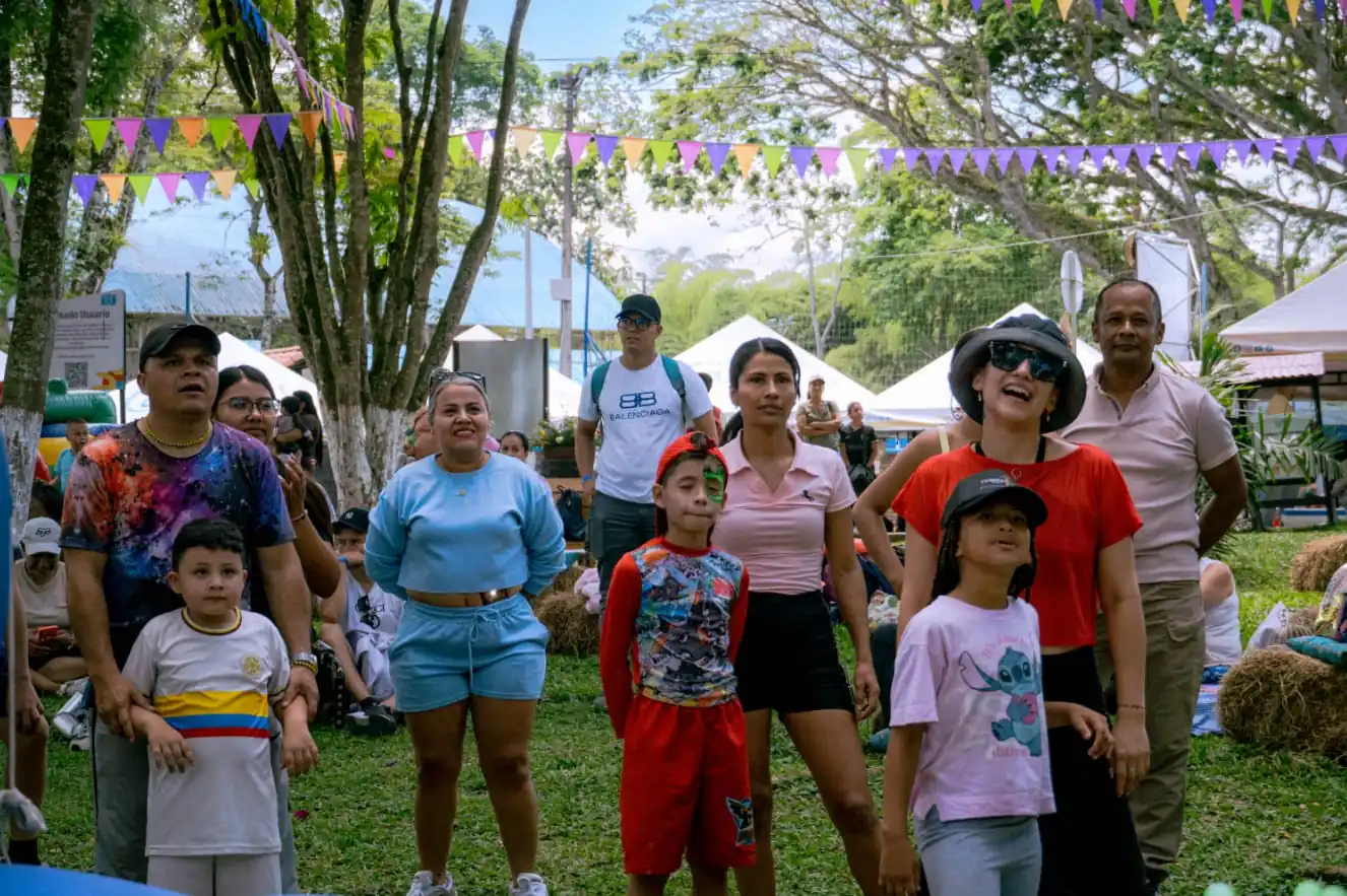 Masiva asistencia y destacadas ventas en Cosecha del Eje, Marcas para el Empleo