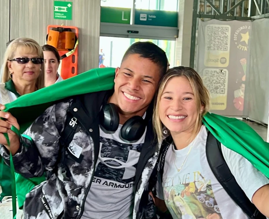 Como todo un héroe fue recibido en Pereira el tercer mejor clavadista del mundo