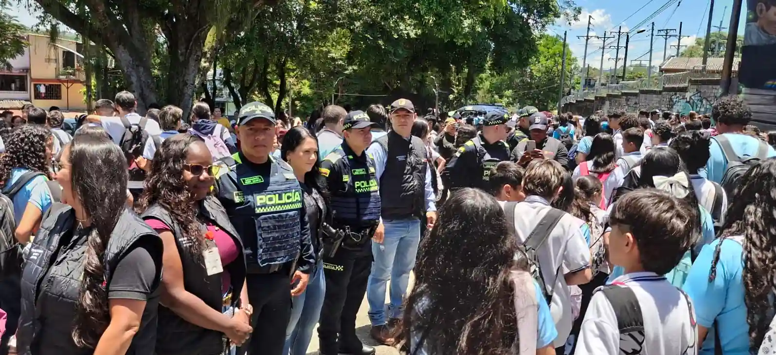 Pereira continúa implementado la estrategia Entornos Seguros, en los diferentes colegios de la ciudad