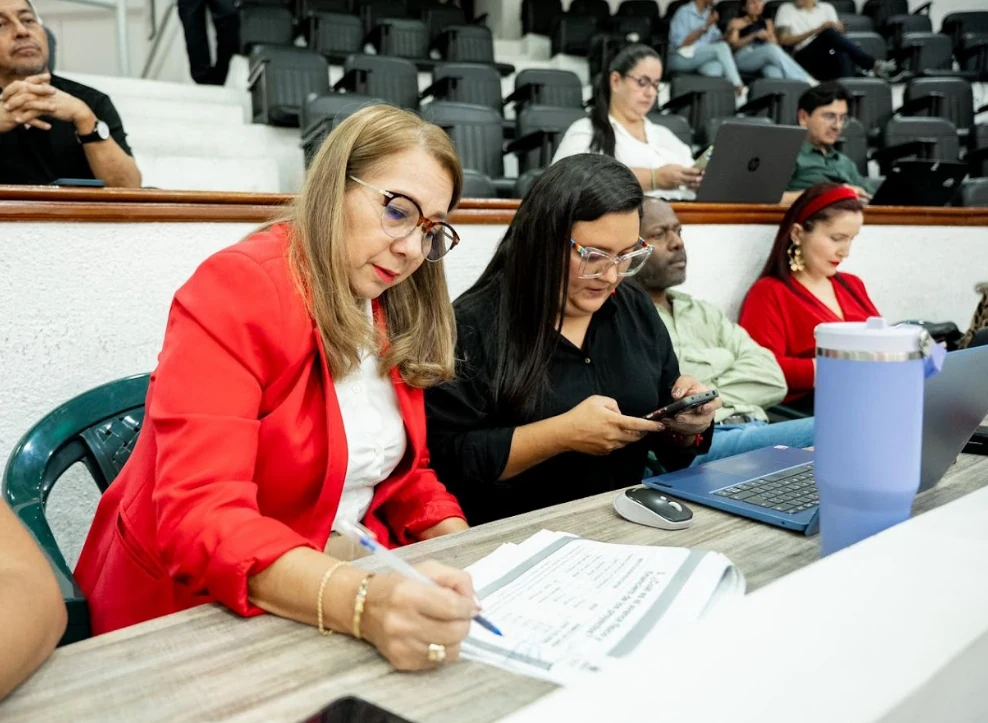 En un 40 % avanza la ejecución de recursos para obras complementarias de megacolegios