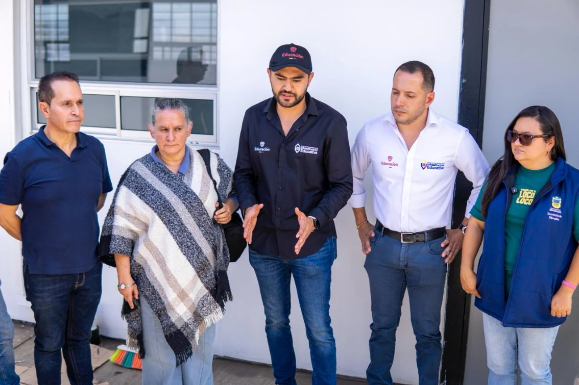 Aulas temporales aseguran continuidad educativa en la I.E. Veracruz de Santa Rosa de Cabal