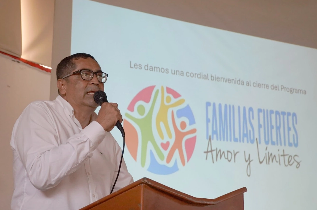 60 familias se gradúan del programa ‘Familias Fuertes’ en Dosquebradas