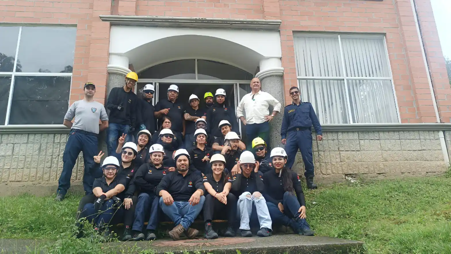 Brigadistas de Megabús y Megacable fortalecen su capacitación en atención de emergencias