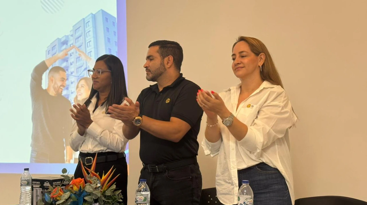 Comfamiliar Risaralda entrega subsidios de vivienda por más de 3 mil millones de pesos y presenta nuevas oportunidades para las familias