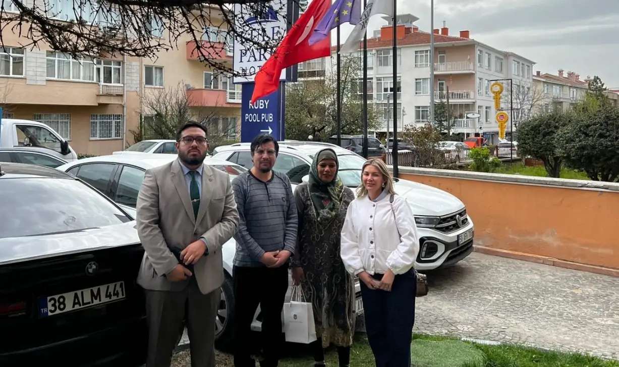 La Embajada de Colombia en Turquía acompaña a los colombianos en Irán