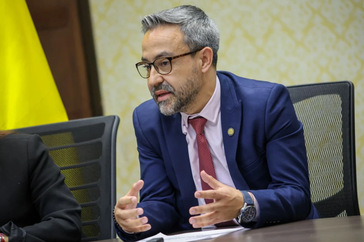 Cancillería refuerza atención a víctimas del conflicto en el exterior y hace un llamado a una diplomacia con enfoque más humano