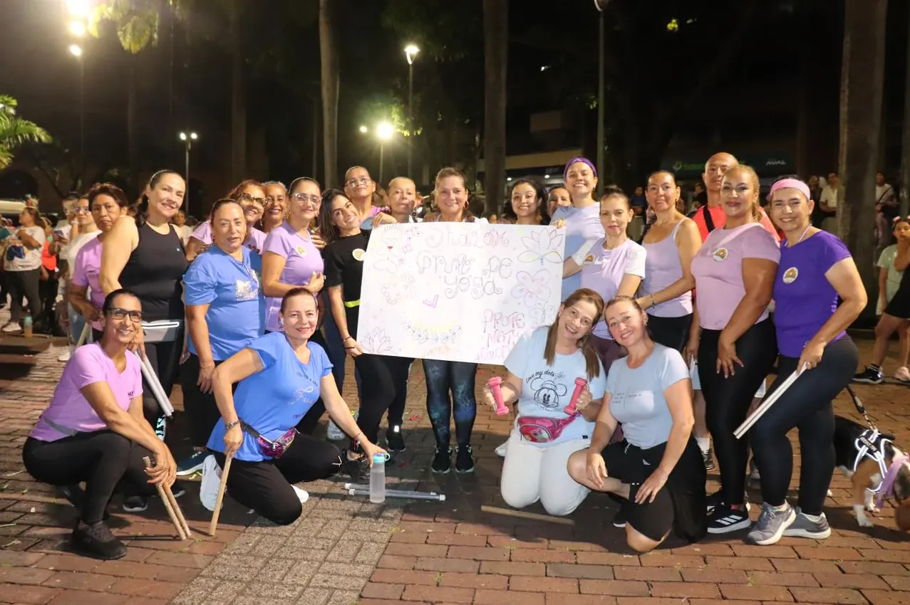 MOVIMIENTO + VIDA: Pereira celebró el Día Mundial de la Actividad Física con una jornada de stick aeróbico y rumba aeróbica