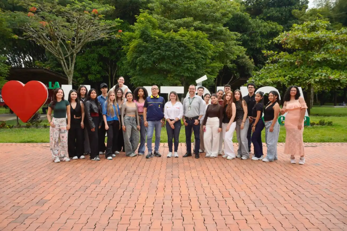 La DIGER fortalece la gestión del riesgo con innovación educativa junto a la Universidad Católica de Pereira