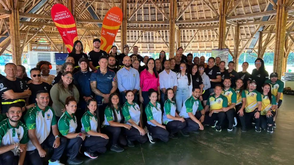Pereira lidera capacitación de primer nivel en actividad física