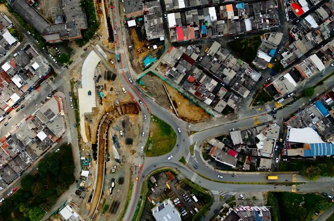 Atención: nuevos cierres y desvíos por avance de las obras en la Nueva Intersección Corales