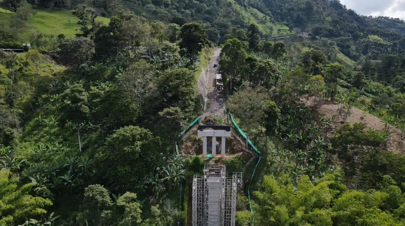 Gobernación de Risaralda anuncia que se reactivan las obras del Viaducto de la Paz, en Belén de Umbría