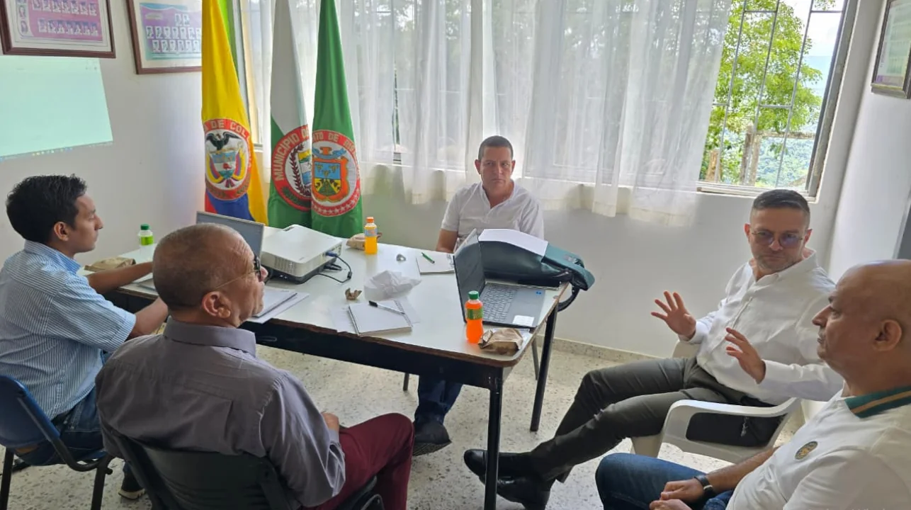 Secretaría de Educación fortalece los PEI y las trayectorias educativas en La Celia