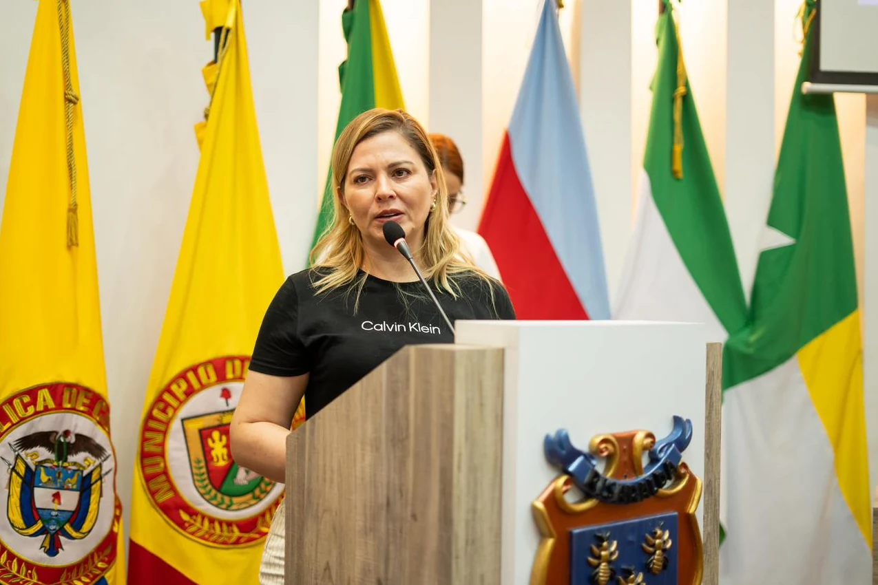 EL PROGRAMA DE EQUIDAD DE GÉNERO PARA LA MUJER DE LA ALCALDÍA DE PEREIRA SOCIALIZÓ SUS SERVICIOS Y LAS RUTAS DE ATENCIÓN EN LA ASAMBLEA DEPARTAMENTAL