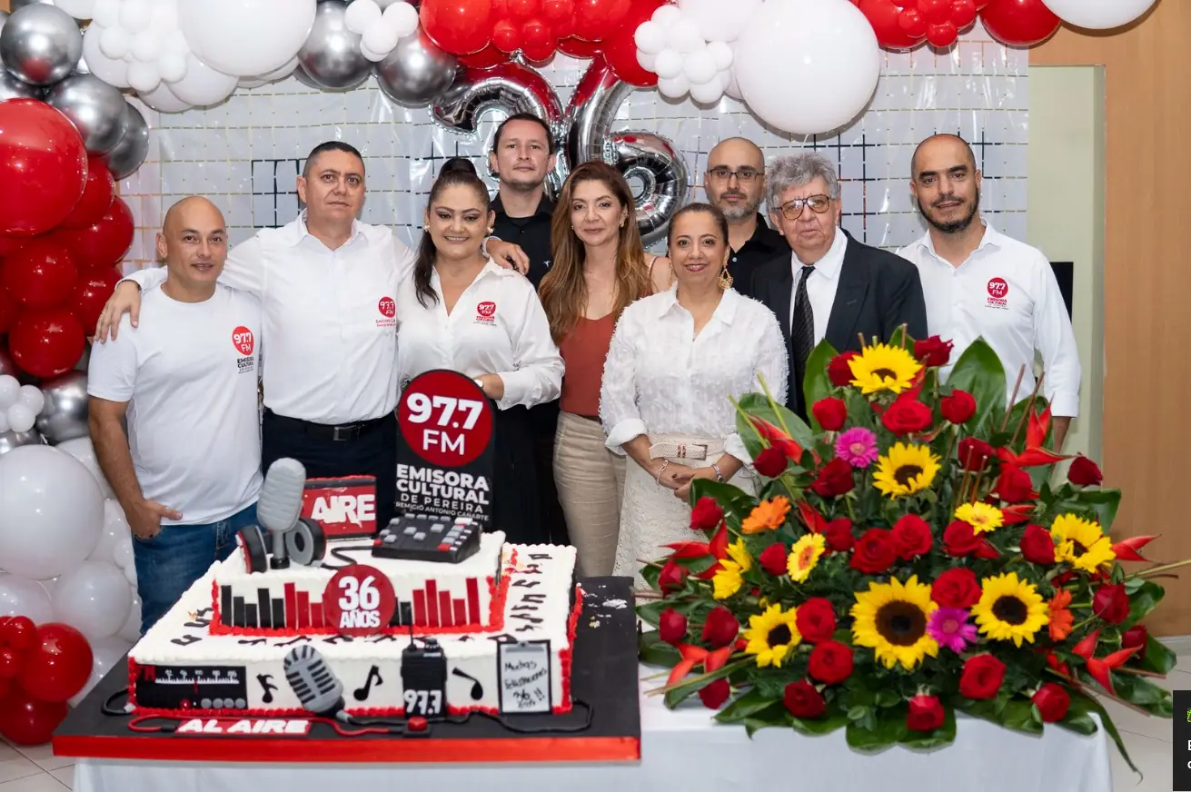 Por lo alto se celebraron los 36 años de la Emisora Cultural Remigio Antonio Cañarte