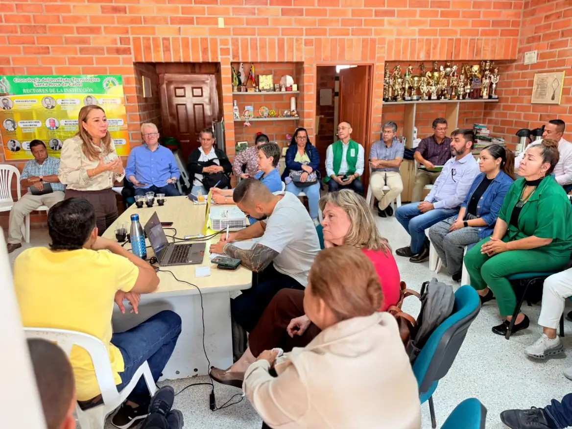 Educación, ambiente y territorio se articulan en para fortalecer políticas públicas del sector