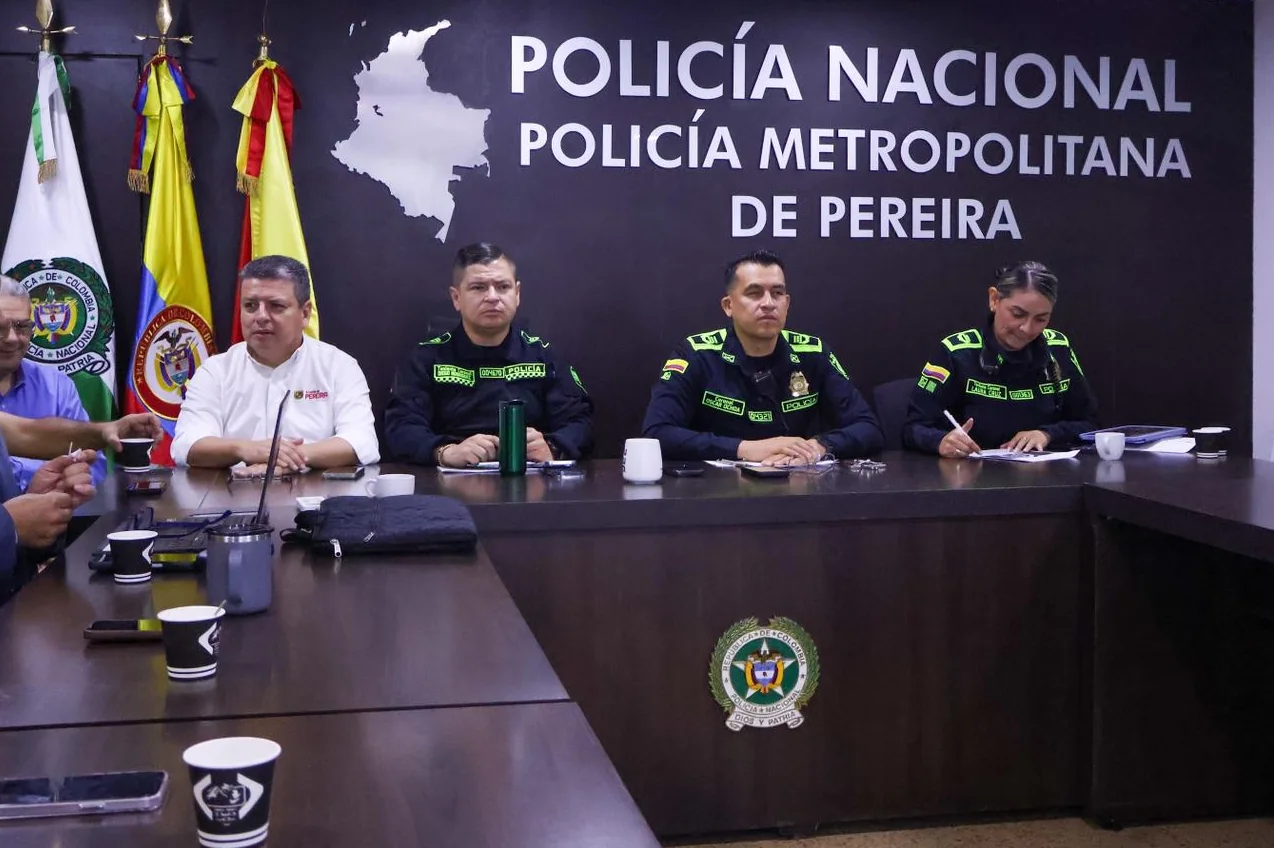 SIN NINGUNA NOVEDAD SE INICIAN LAS ELECCIONES PRESIDENCIALES EN PEREIRA