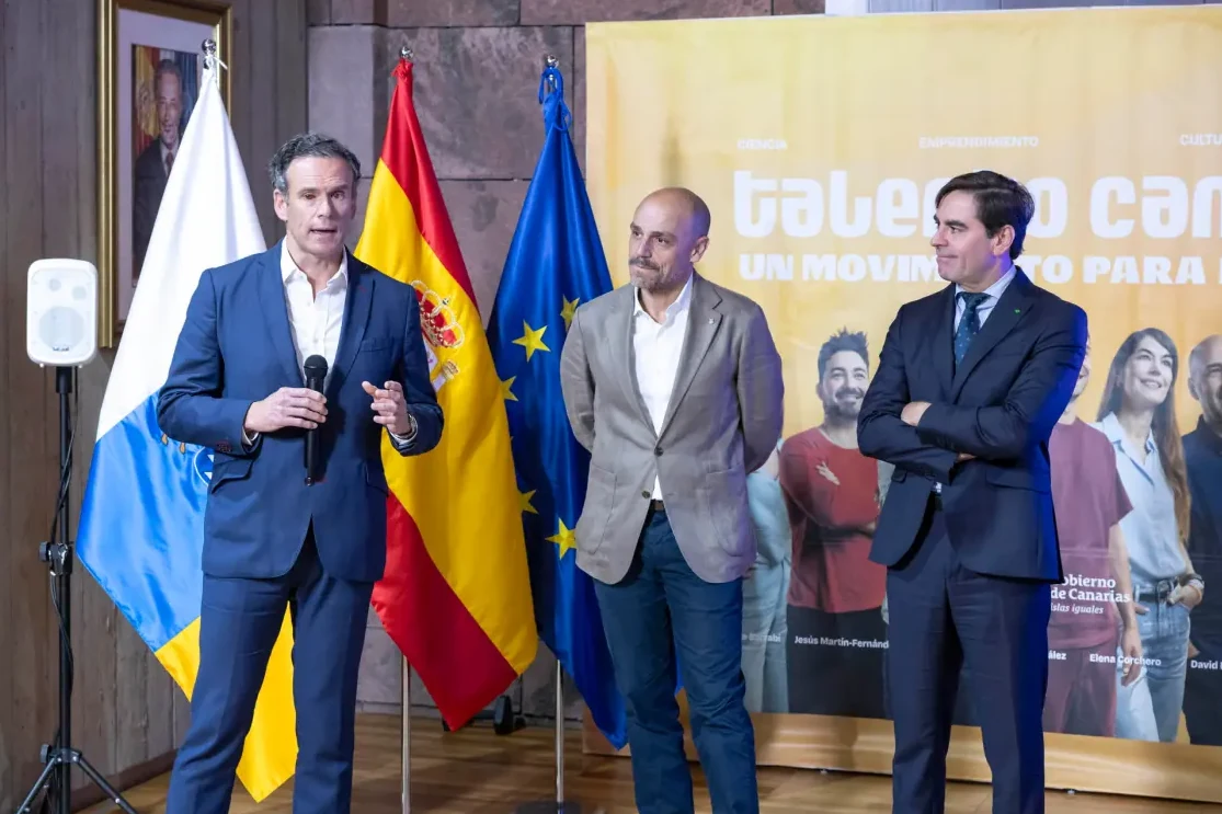 Gobierno canario y Binter se alían para divulgar el talento joven a bordo de la aerolínea