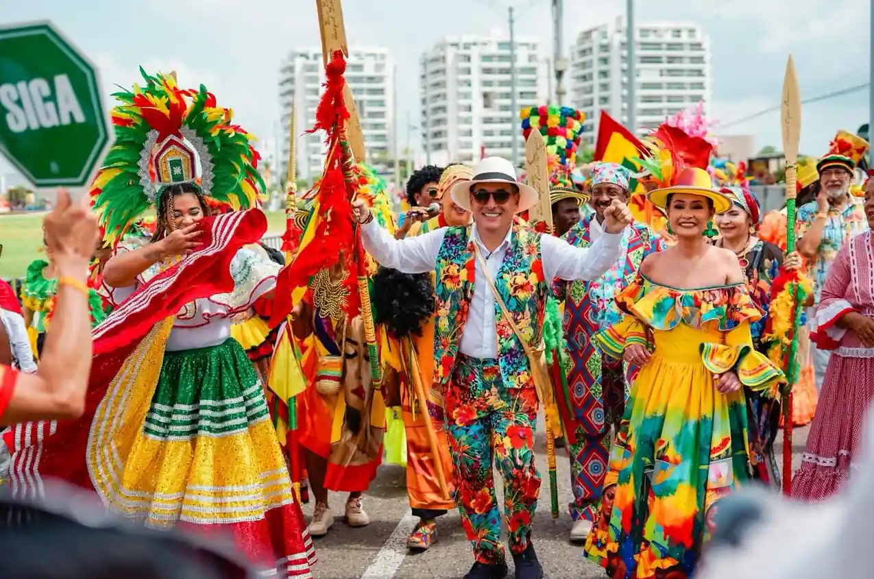 ¡Histórico! Las Fiestas de Independencia del 11 de Noviembre son reconocidas como Patrimonio Cultural Inmaterial del Distrito
