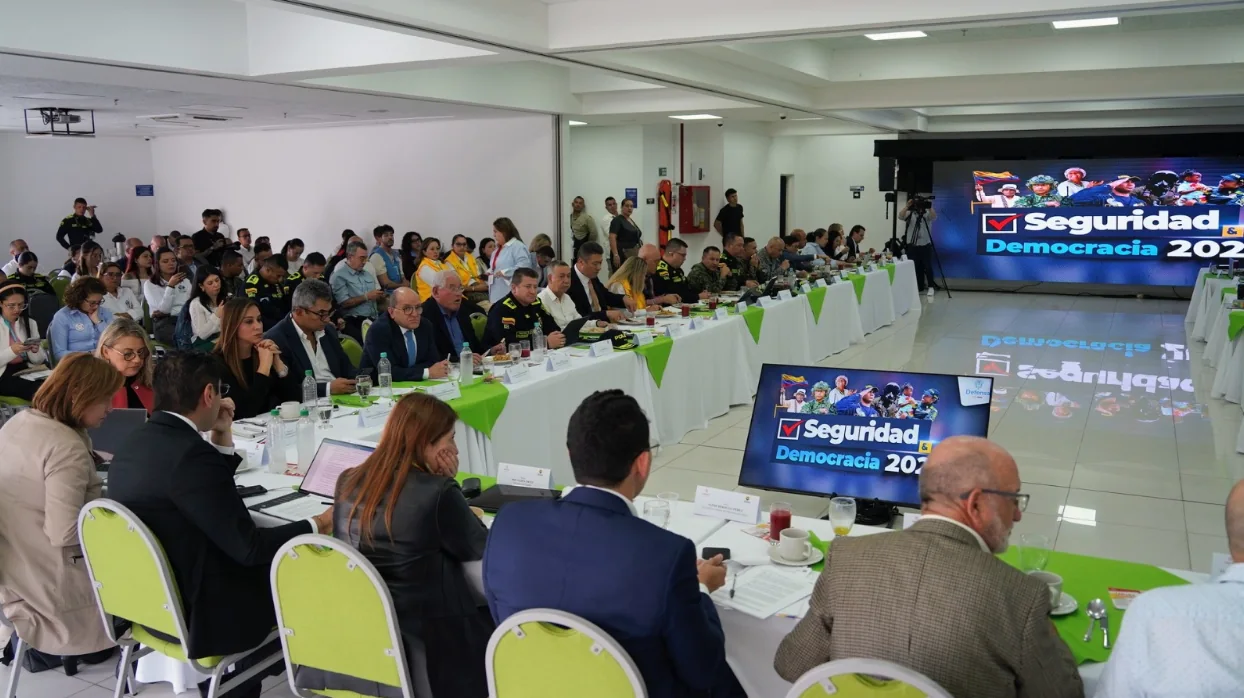 CNE coordina mesa de trabajo con campañas presidenciales para definir anticipos de financiación estatal