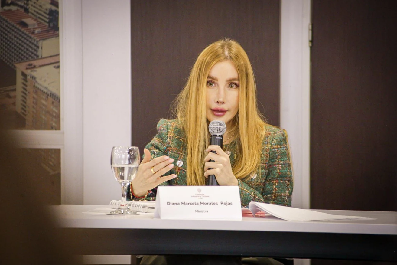 Exportaciones industriales crecen en marzo y fortalecen la diversificación productiva de Colombia
