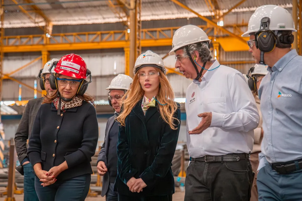 Industria manufacturera y comercio impulsan el crecimiento económico en el primer trimestre de 2026