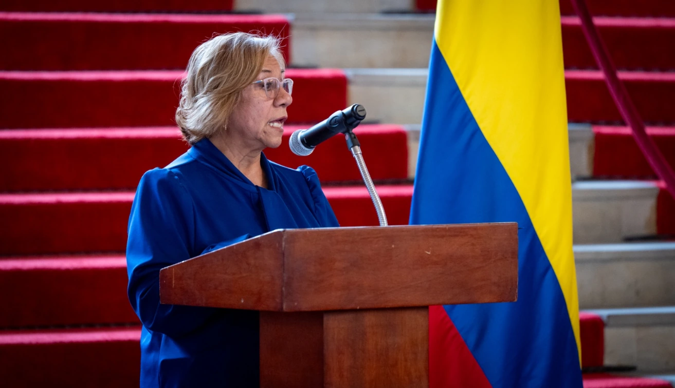 La Ministra de Relaciones Exteriores, Rosa Yolanda Villavicencio Mapy, lideró el acto de apertura de las elecciones en el exterior para la Presidencia y Vicepresidencia 2026