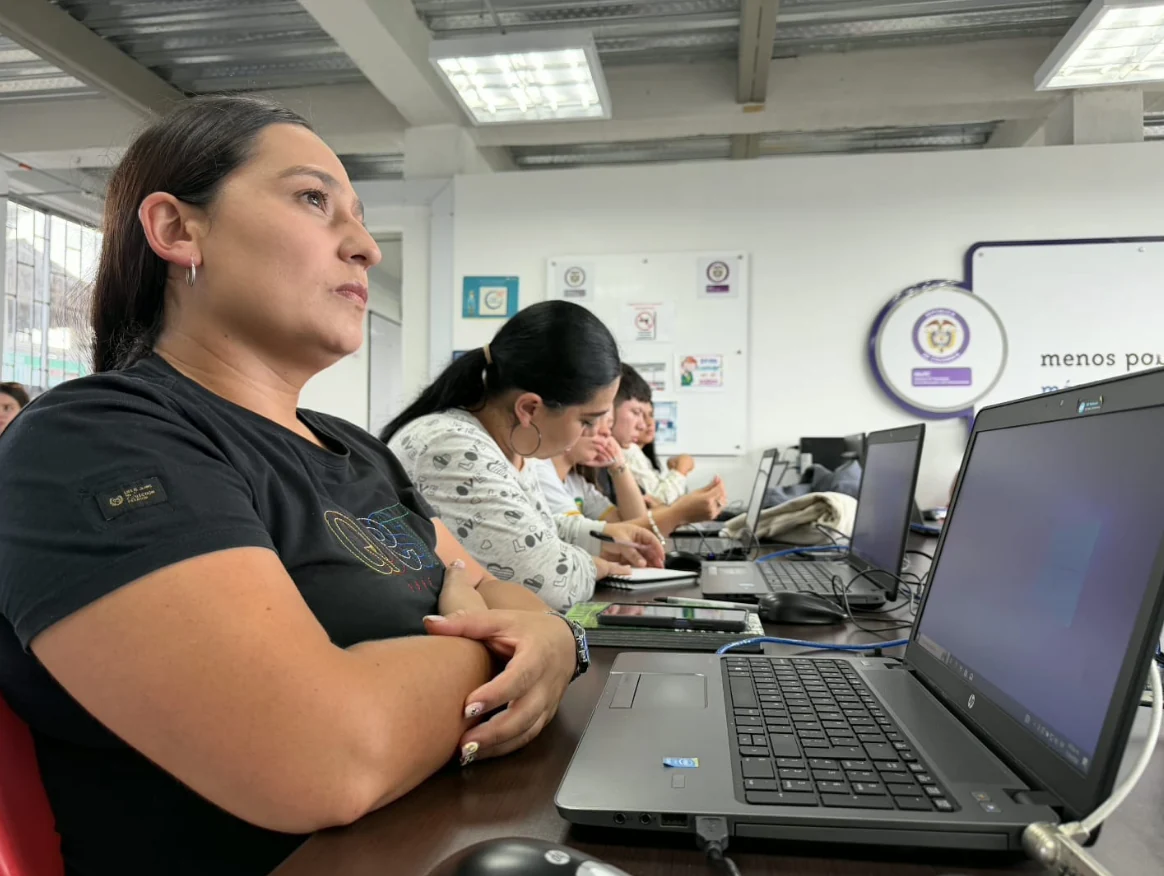PEREIRA IMPULSA LA APROPIACIÓN SOCIAL Y EL USO RESPONSABLE DE LA TECNOLOGÍA EN ENTORNOS EDUCATIVOS Y COMUNITARIOS