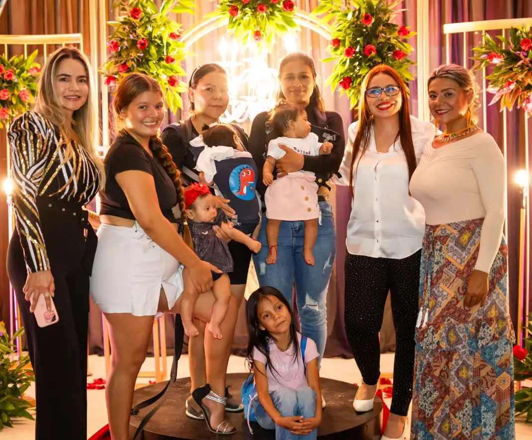 ‘PEREIRA ES MUJER’ CELEBRÓ EL MES DE LAS MADRES CON UNA GALA PARA MÁS DE 800 ASISTENTES