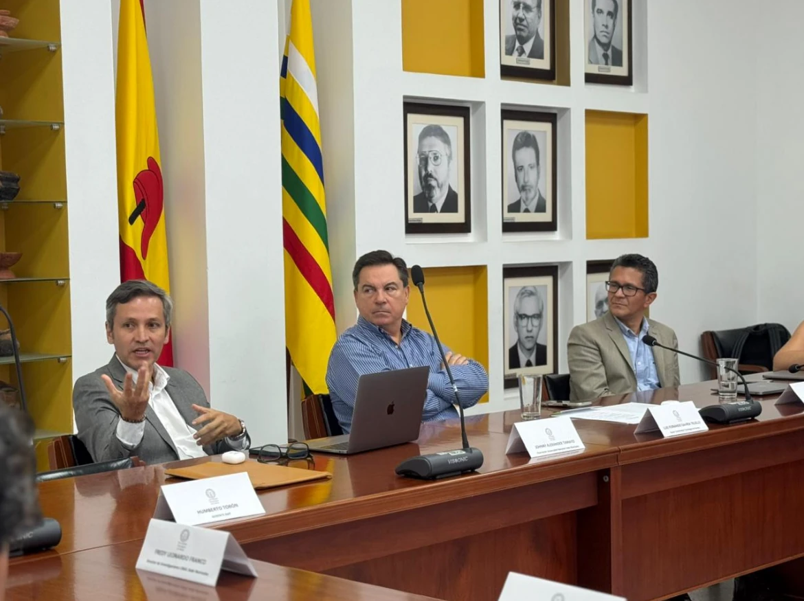 LA RAP EJE CAFETERO Y UNIVERSIDADES TRABAJARÁN EN HOJA DE RUTA REGIONAL PARA CIENCIA, INNOVACIÓN Y COMPETITIVIDAD