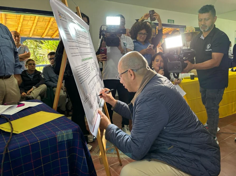 GOBERNADORES DE LA RAP EJE CAFETERO FIRMAN ALIANZA PARA IMPULSAR EL GEOPARQUE Y APUNTAR A LA DECLARATORIA DE LA UNESCO EN 2028