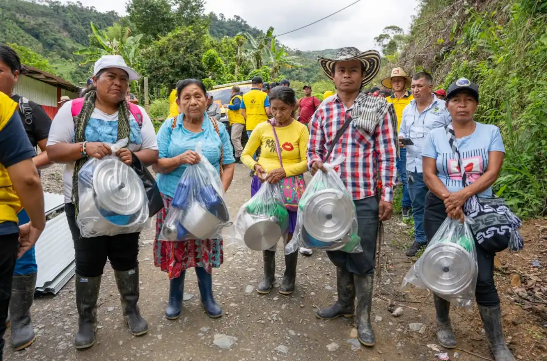 Gobernación entregó ayuda humanitaria a familias indígenas afectadas por las lluvias