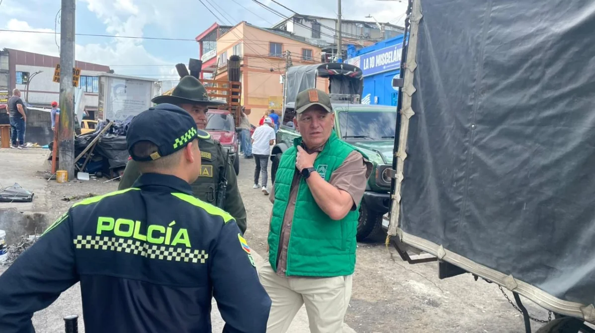 Operativo interinstitucional intervino establecimientos dedicados al manejo de chatarra y residuos electrónicos en el centro de Pereira