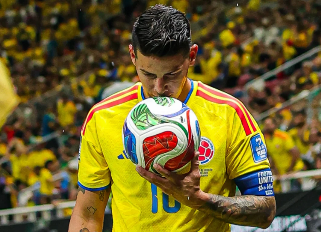 Colombia avanza como líder de su grupo y James Rodríguez rompe un récord histórico en los Mundiales