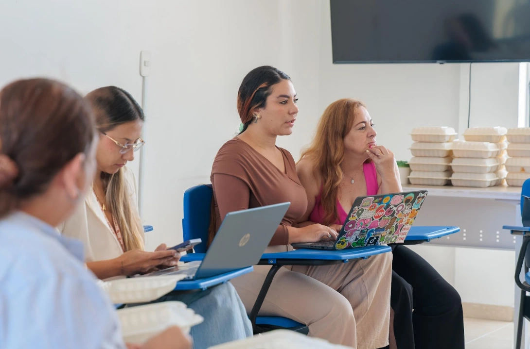 Consejo Consultivo de Mujeres aporta su liderazgo a la gestión del gobierno departamental