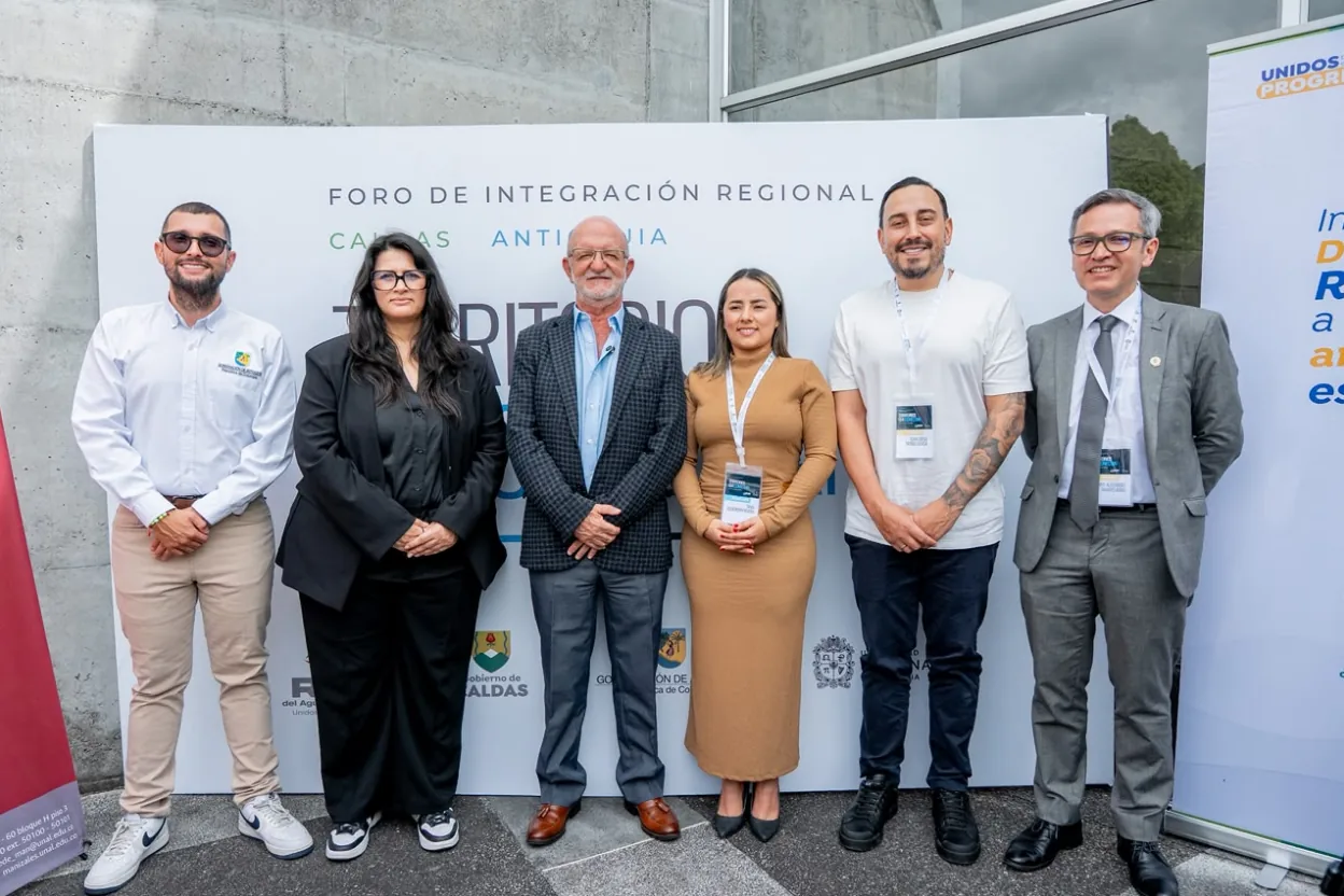 Gobernador de Risaralda plantea red ferroviaria para conectar el Atlántico y el Pacífico