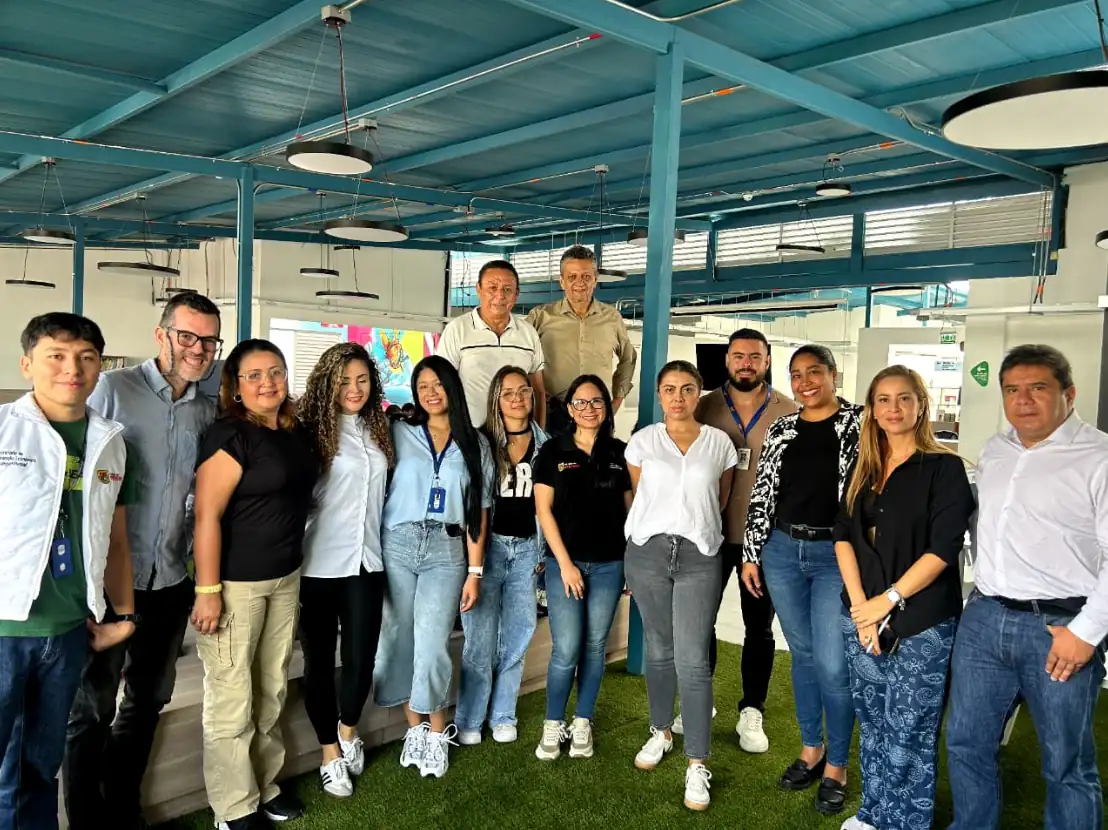 Pereira e iNNpulsa capacitan a 90 emprendedores de los CAFEs en habilidades empresariales y ventas digitales