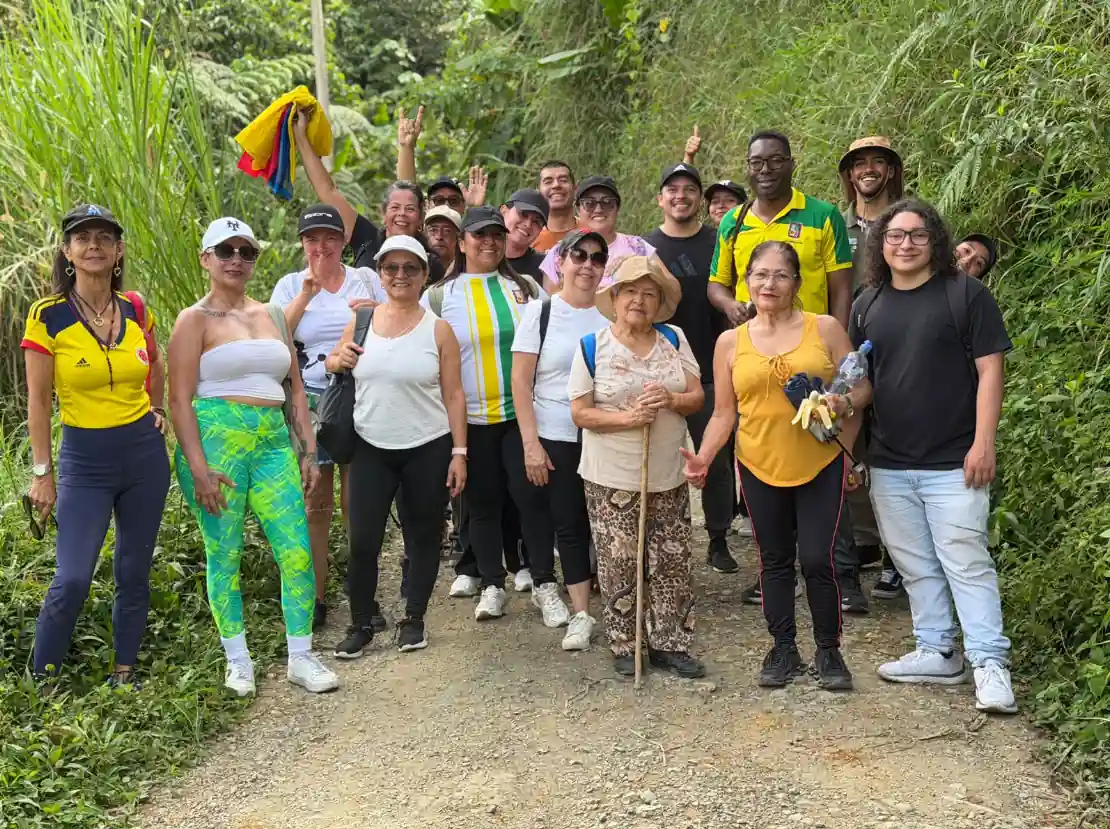 Dosquebradas puso a caminar a más de 200 personas por el patrimonio cultural y natural del municipio