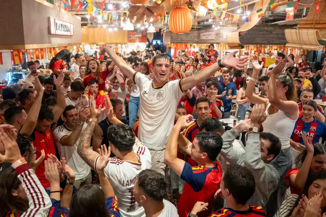 Little Spain, cuna neoyorquina de la selección durante el Mundial: «Es una pasada»