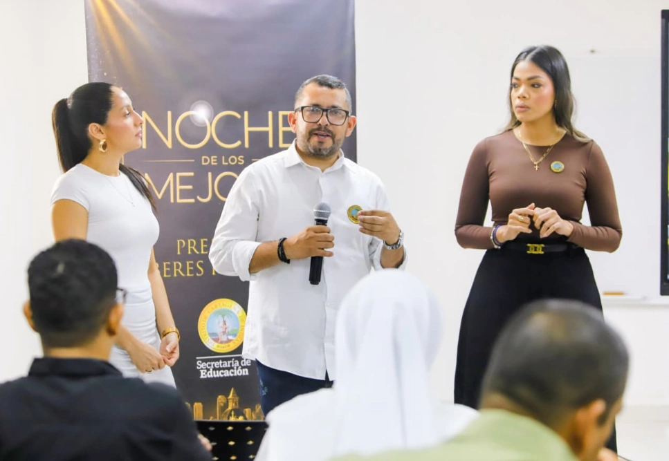 La secretaría de Educación lanza los premios “Saberes Heroicos: La noche de los mejores”