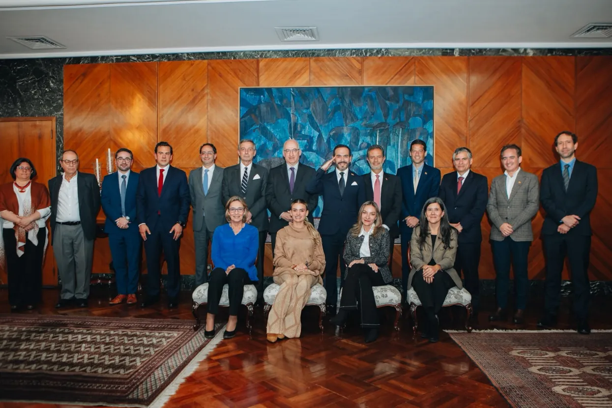 El presidente electo Abelardo De La Espriella reitera su compromiso con la autonomía del Banco de la República y la estabilidad económica del país