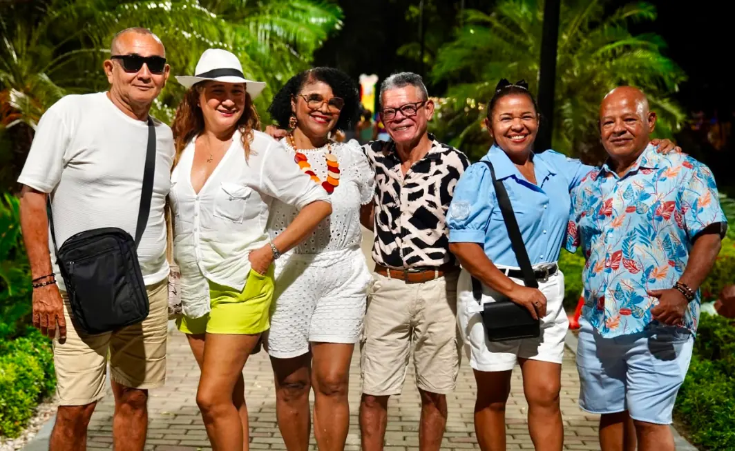 Cartagena para los cartageneros: cientos de familias disfrutan del circuito de parques del Corredor Histórico durante este puente festivo