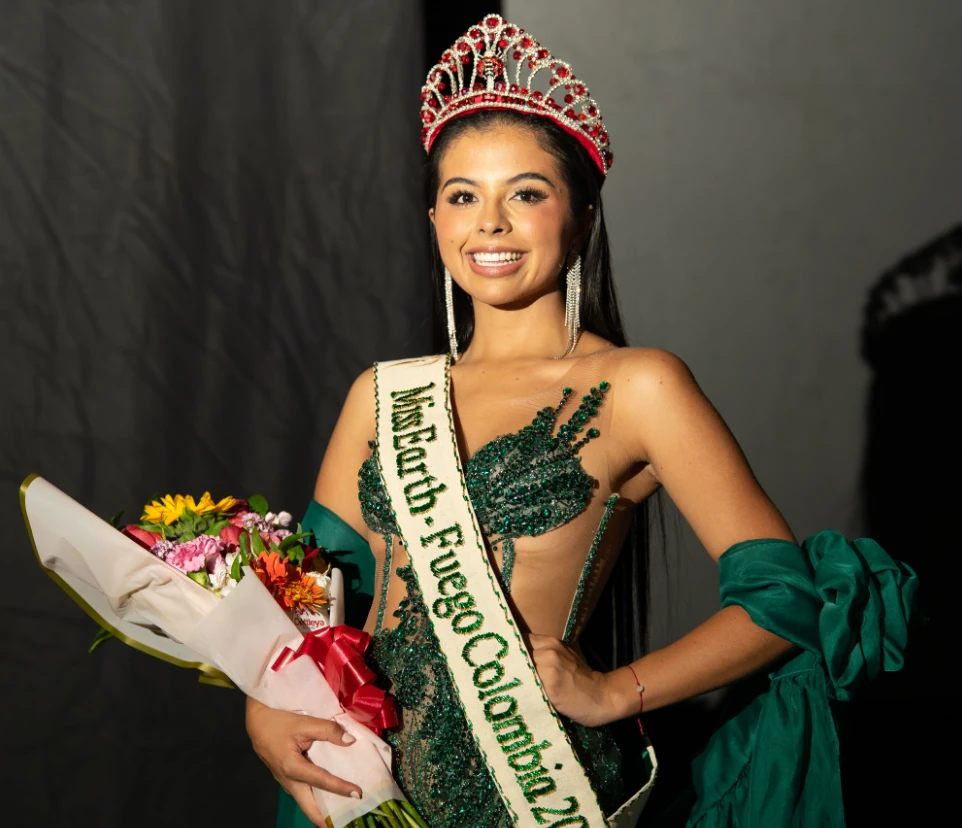 Yenifer Jaramillo Trejos es coronada como Miss Earth Colombia Fuego 2026 y dedica el reconocimiento a Risaralda y a su comunidad indigena