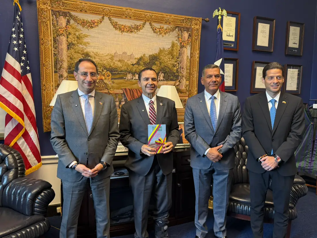 Vicepresidente electo José Manuel Restrepo sostuvo reuniones con congresistas republicanos y demócratas en Washington