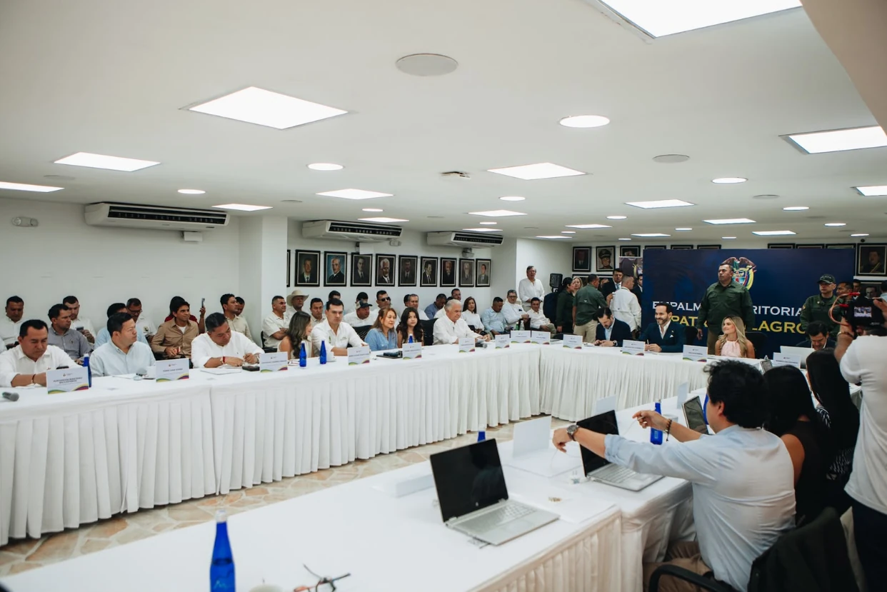 Presidente electo Abelardo De La Espriella anunció en Neiva un nuevo orden regional para atender los dolores del Huila