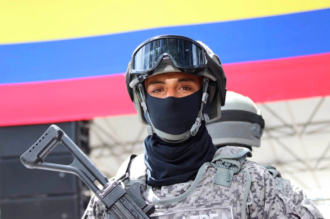 Medellín se viste de patria para el gran desfile militar del 20 de julio